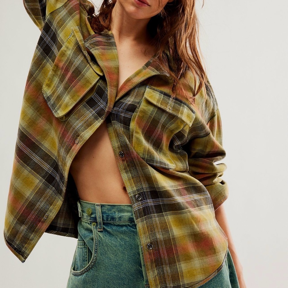 We The Free Izzie Cargo Plaid Shirt, sz S oversized, used/like new